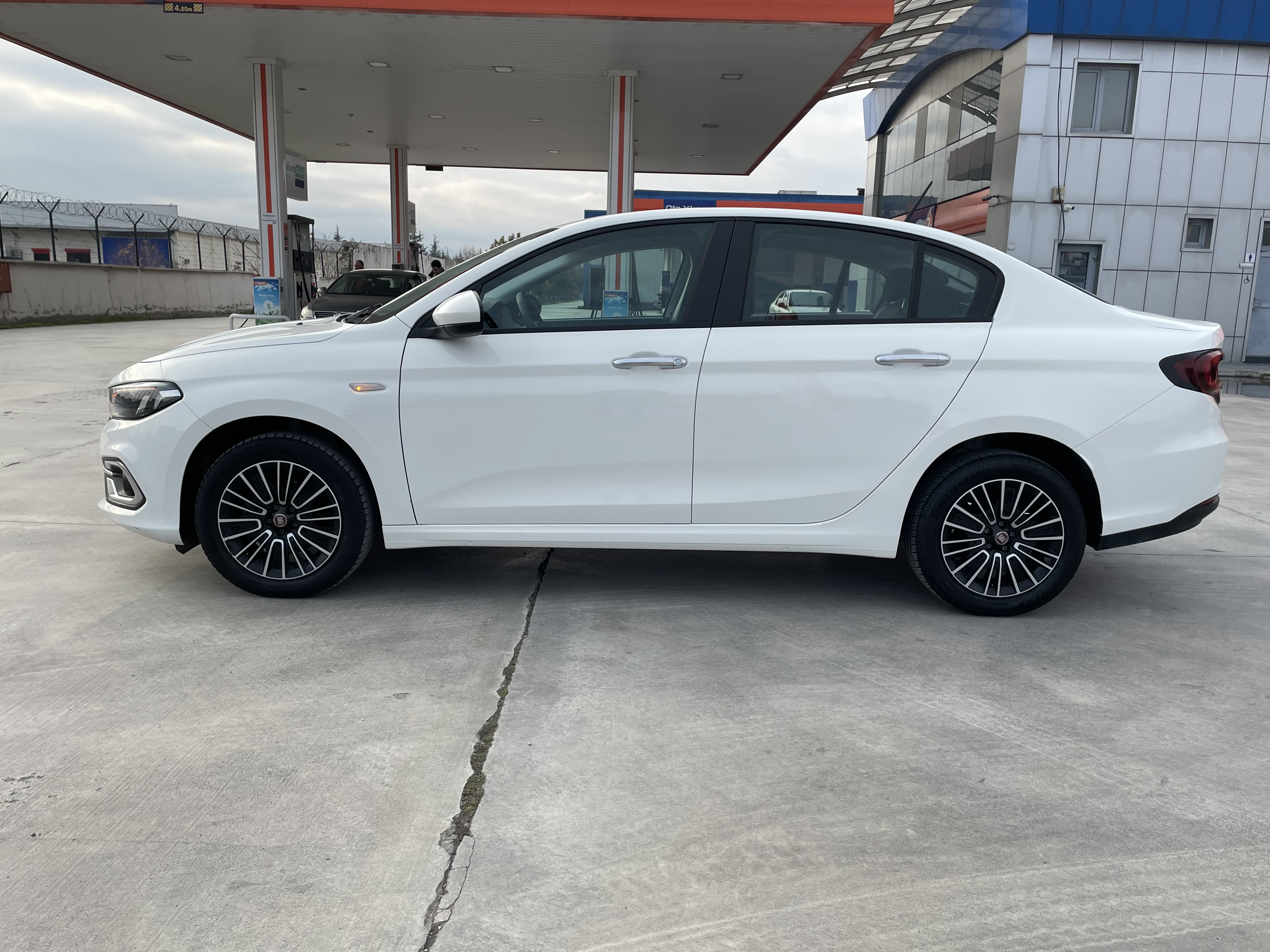 _OSMANER_ 2023 FİAT EGEA 1.4 URBAN BOYASIZ LPG'Lİ KM 18.000 DE