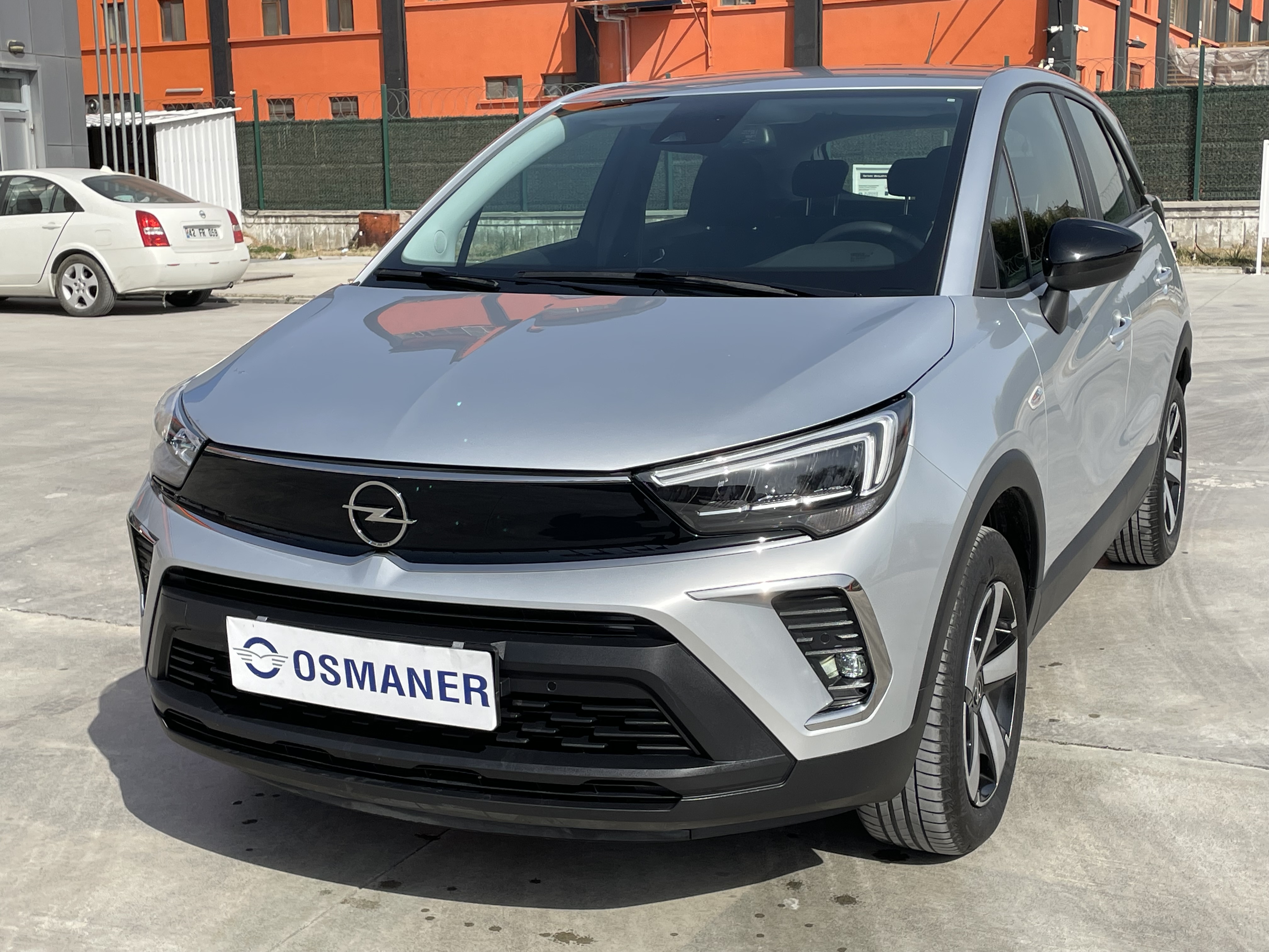 2023 OPEL CROSSLAND 1.2 T ESSENTİAL OTOMATİK BOYASIZ 17.000 KM*