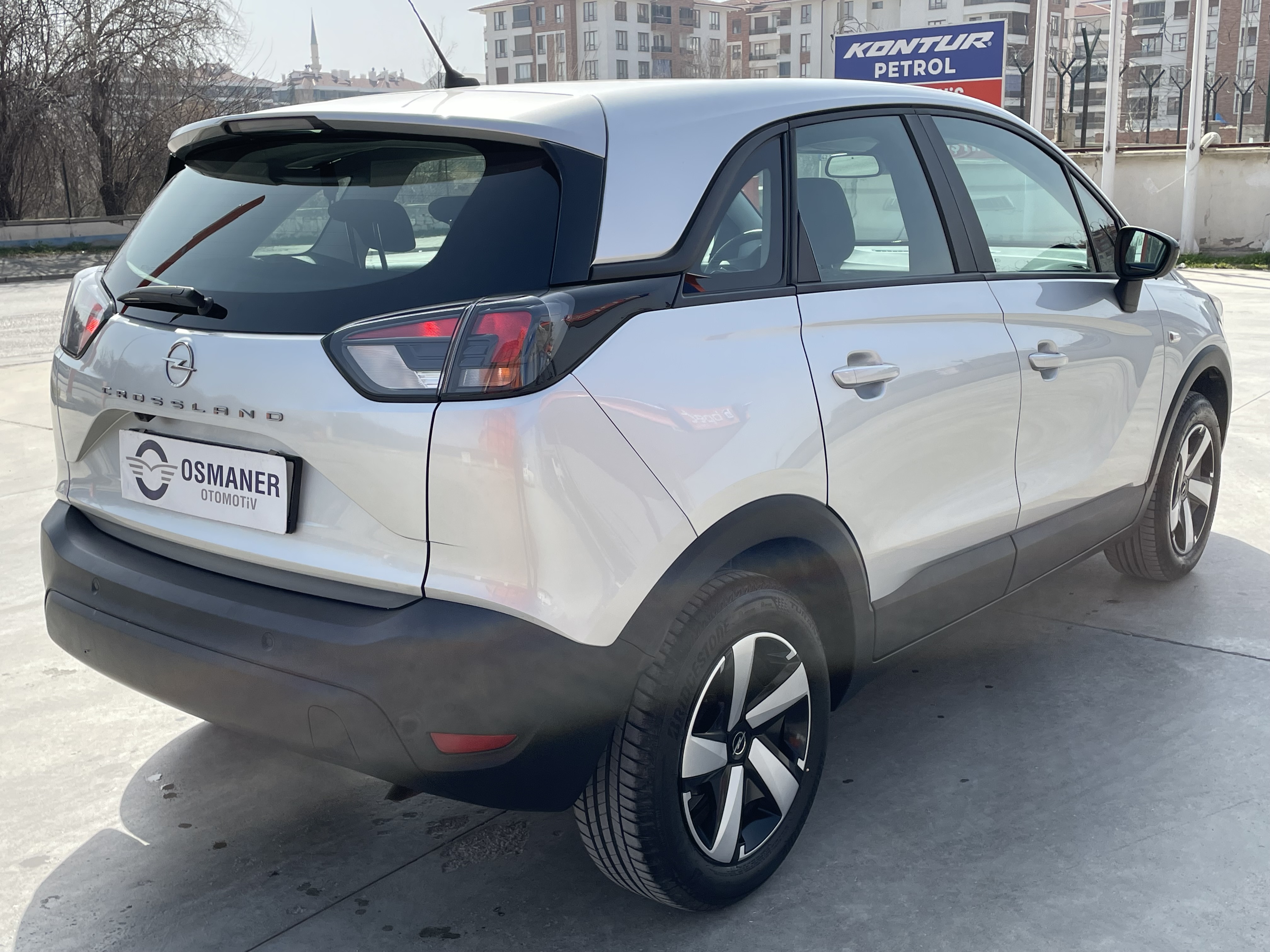 2023 OPEL CROSSLAND 1.2 T ESSENTİAL OTOMATİK BOYASIZ 17.000 KM*