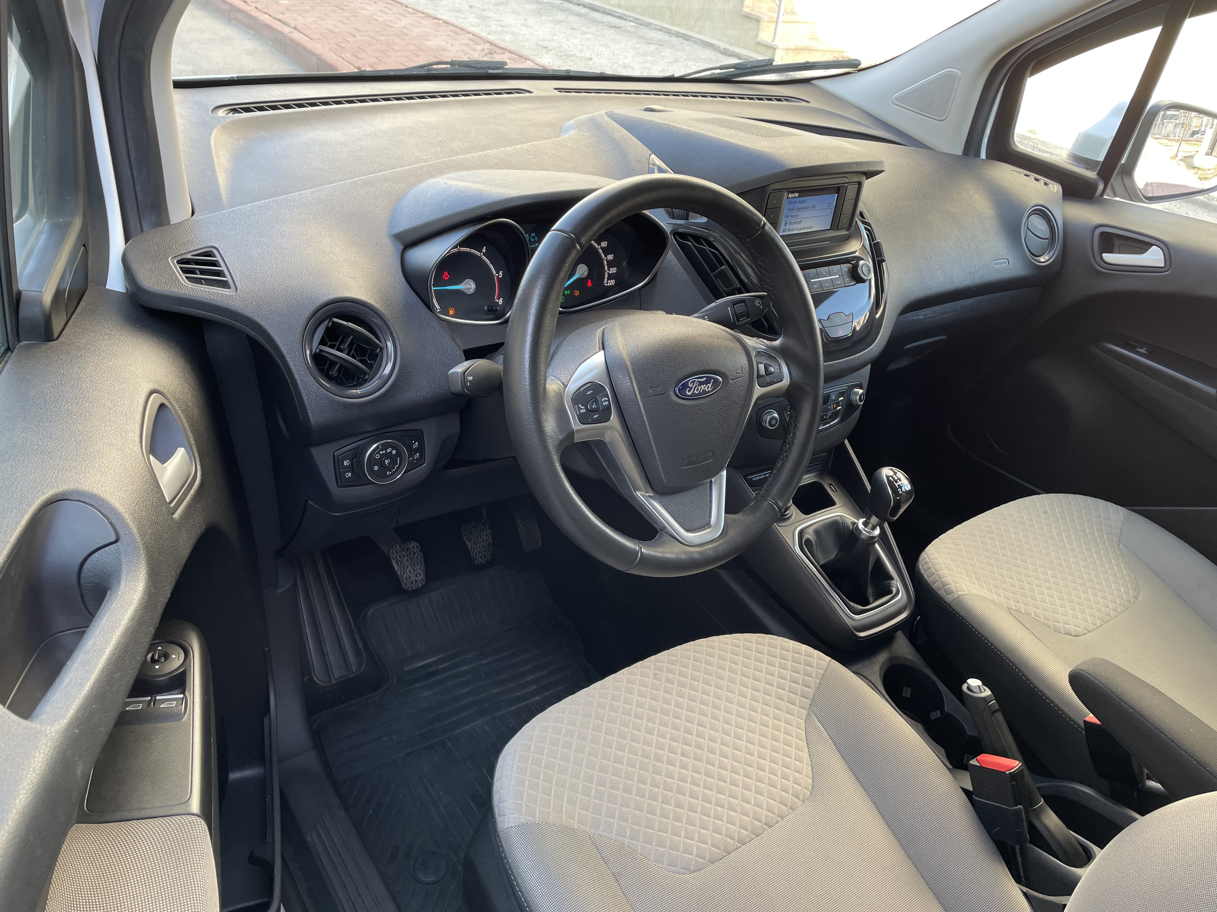 _OSMANER_ 2022 FORD TOURNEO COURİER 1.5 TDCİ TITANIYUM BOYASIZ