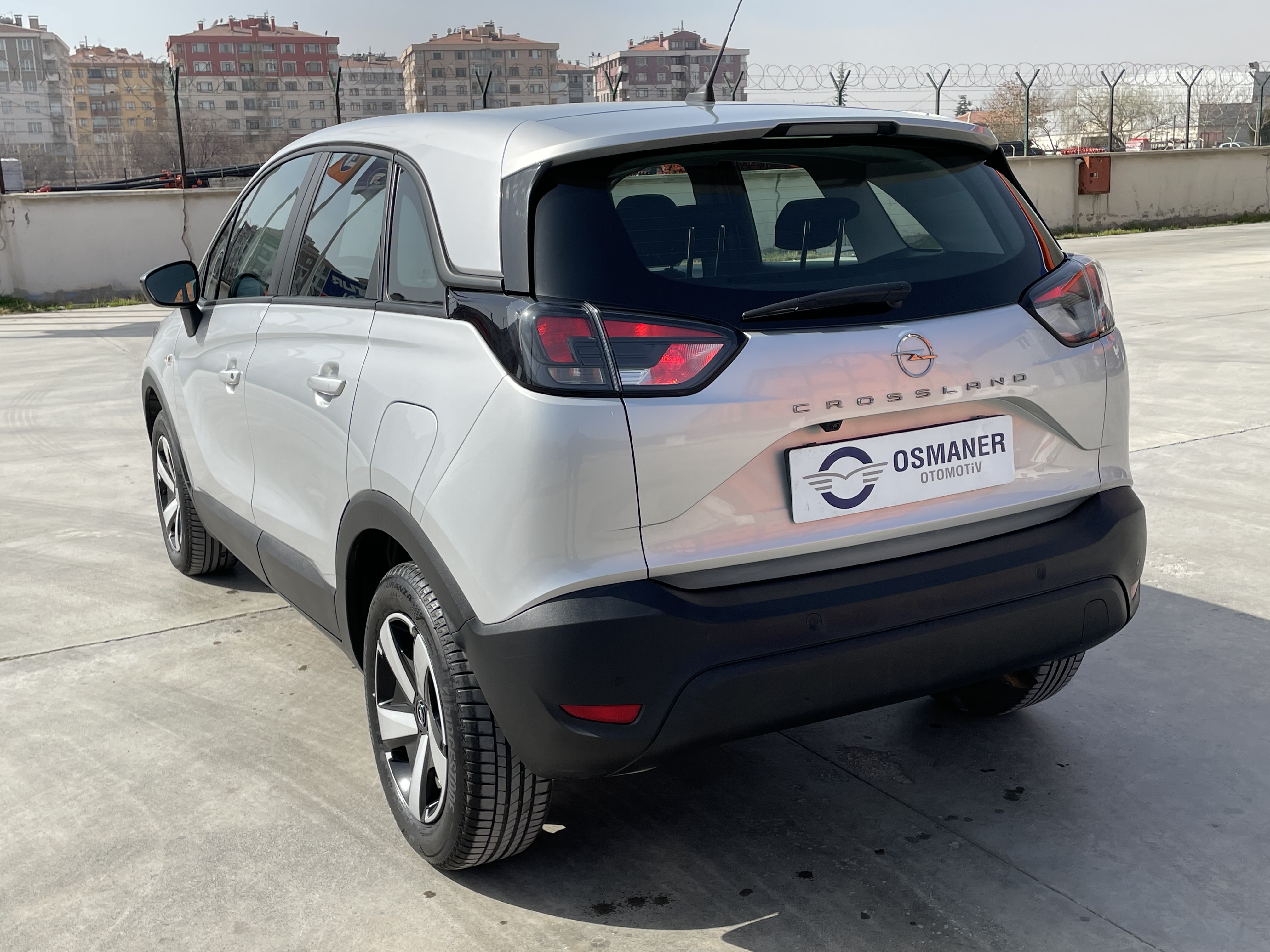 2023 OPEL CROSSLAND 1.2 T ESSENTİAL OTOMATİK BOYASIZ 17.000 KM*