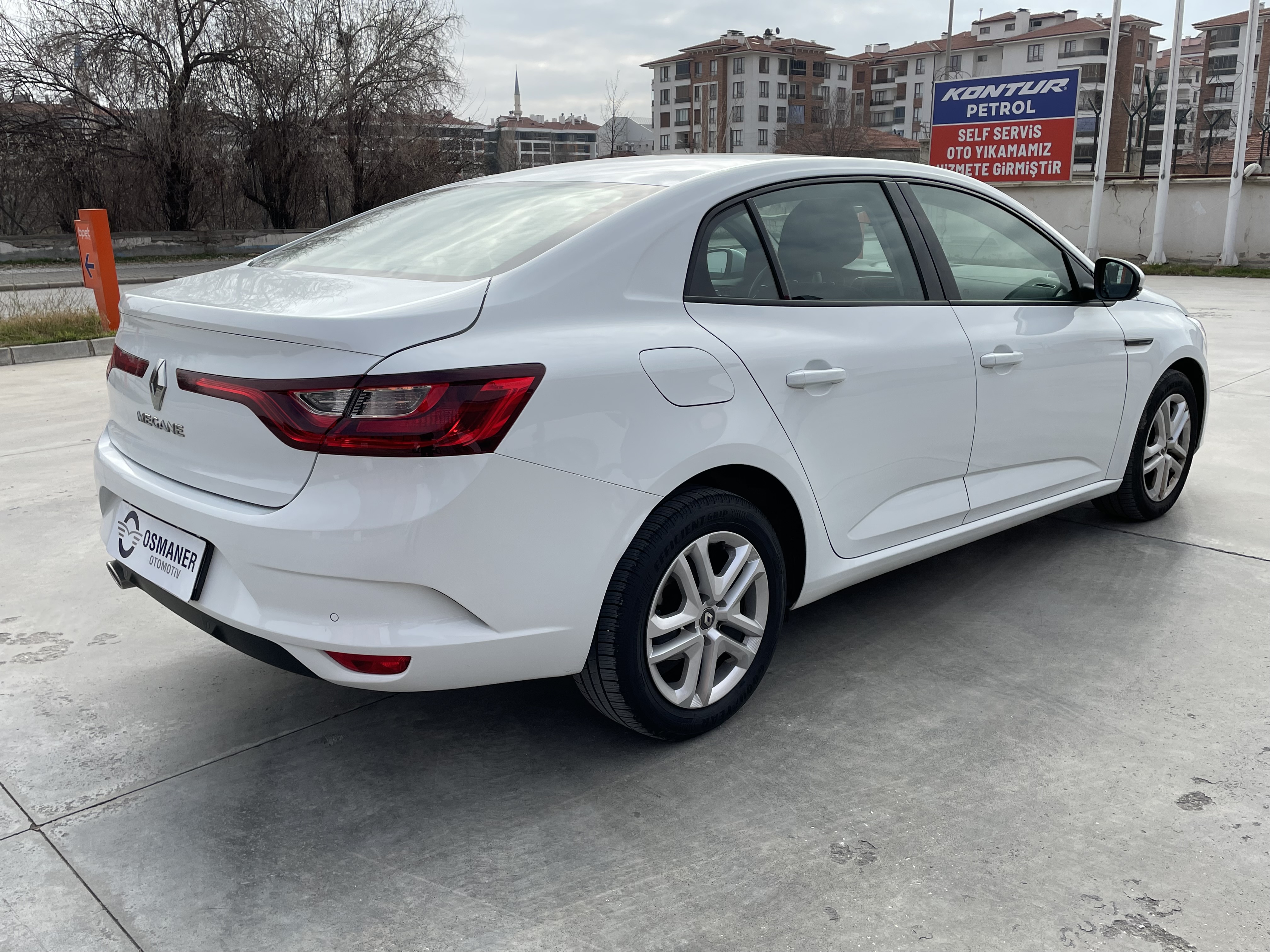 _OSMANER_2022 RENAULT MEGANE 1.3 TCE 140 BG EDC JOY BOYASIZ