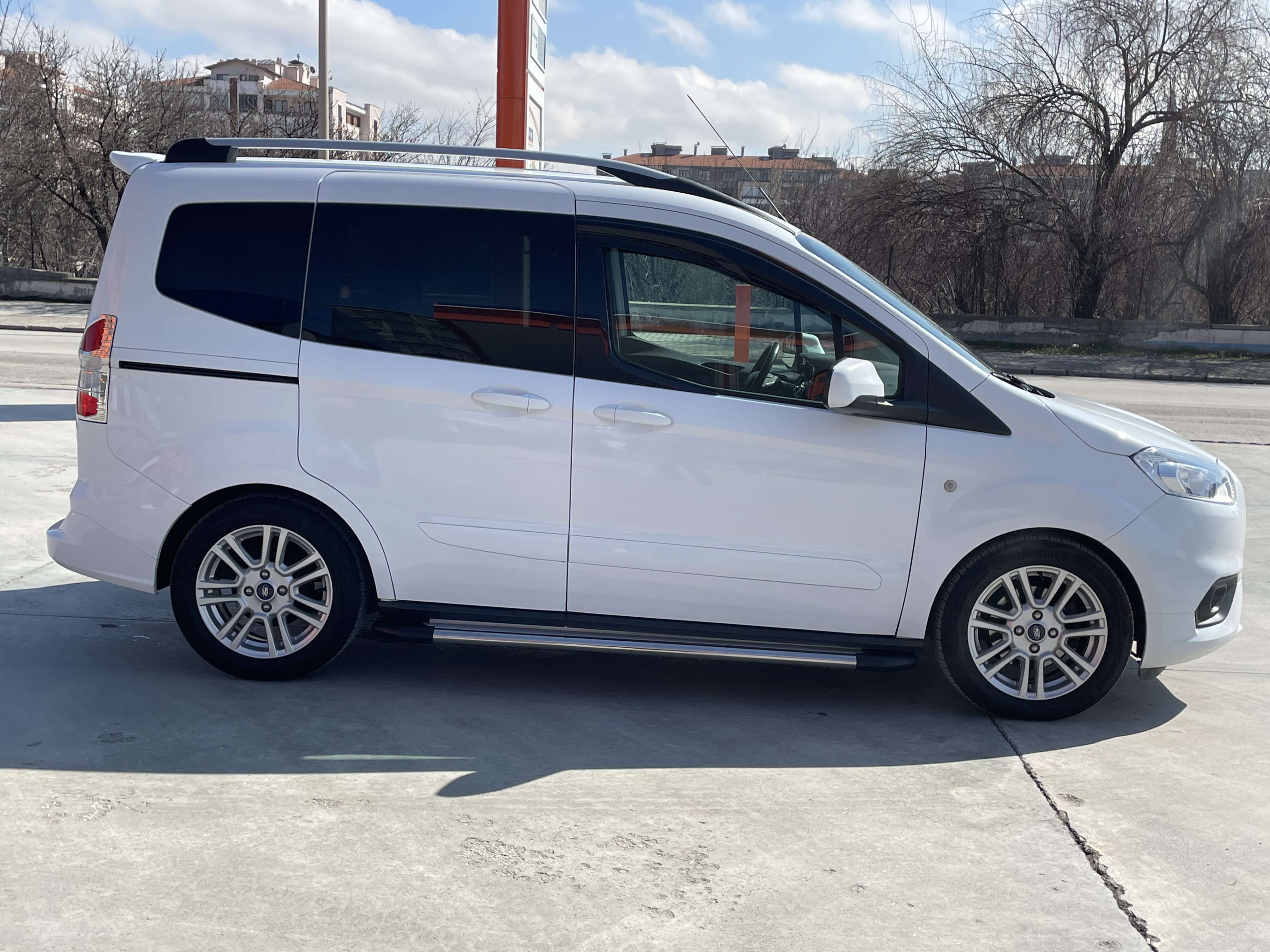 _OSMANER_ 2022 FORD TOURNEO COURİER 1.5 TDCİ TITANIYUM BOYASIZ