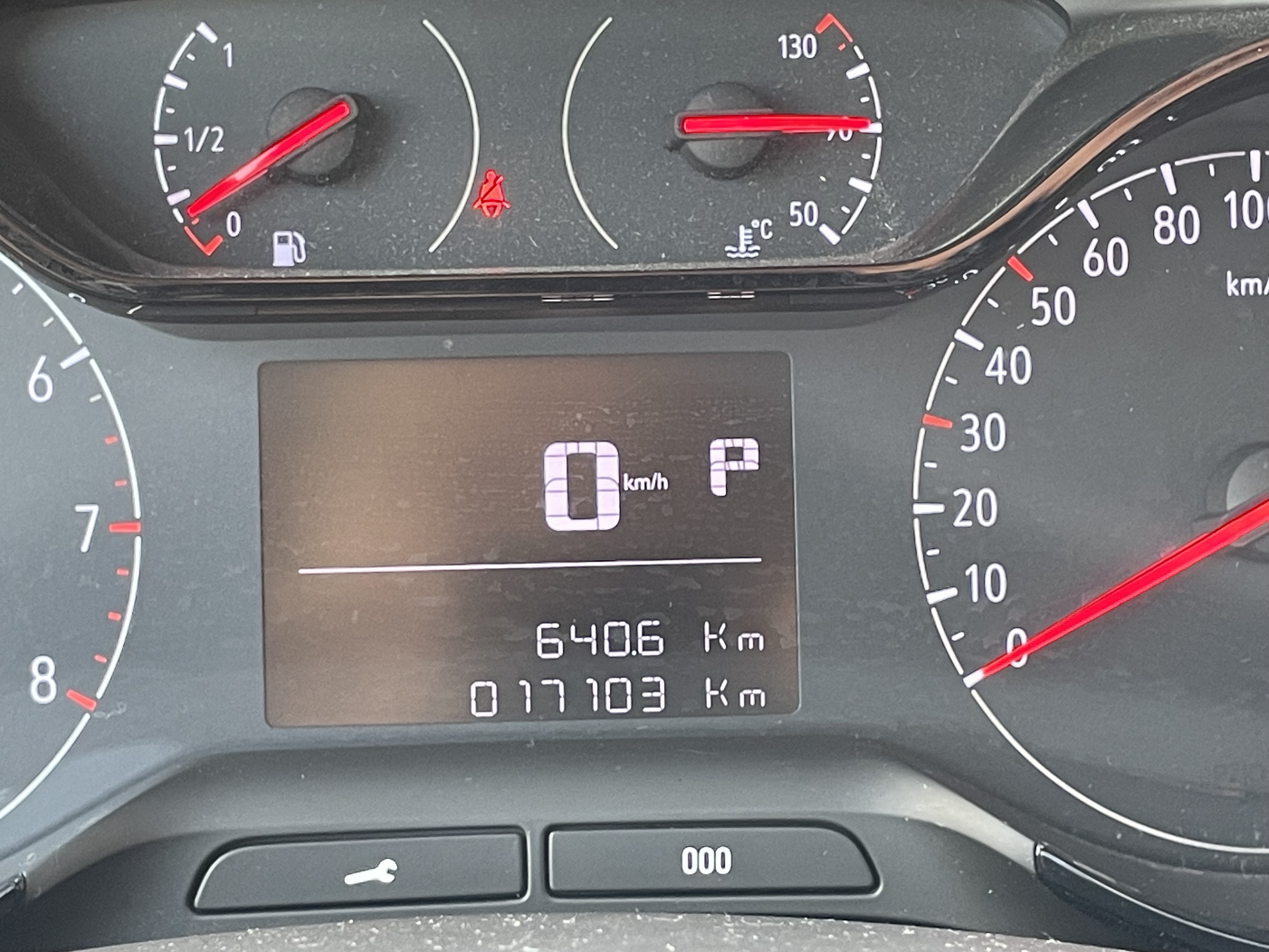 2023 OPEL CROSSLAND 1.2 T ESSENTİAL OTOMATİK BOYASIZ 17.000 KM*